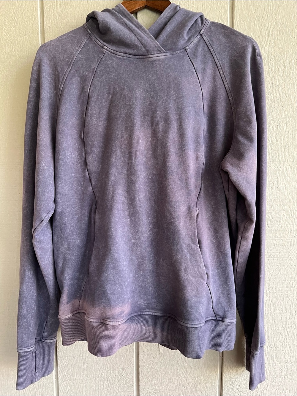 lululemon athletica Men's Crewneck Hoodie in Washed Purple